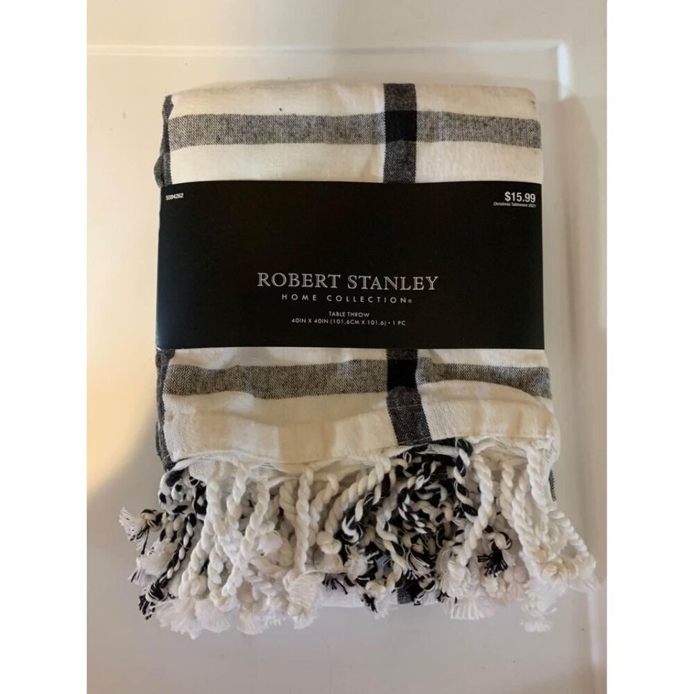 NWT Robert Stanley Table Throw 40” x 40” Black/White Plaid Home Holiday Decor
